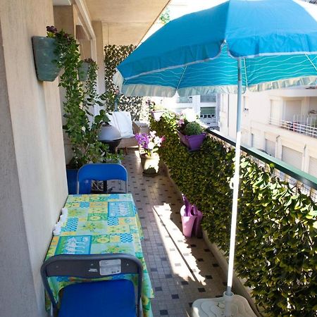Chill Out Apartment, 2 Mins From Beach Nice Luaran gambar