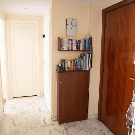Chill Out Apartment, 2 Mins From Beach Nice Luaran gambar